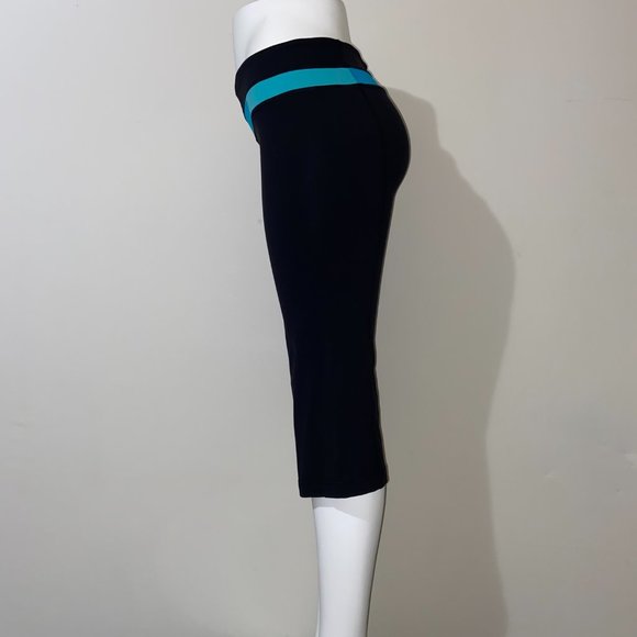 Lululemon Black Multi Straight Leg Crop *19" - Size 8 - Picture 5 of 14
